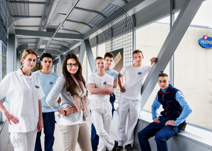 Midor Gruppe von Lernenden Foto de groupe des apprentis